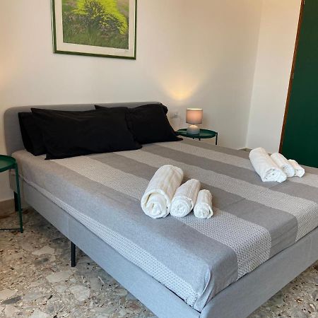 Cutapp Guest House Catania Bagian luar foto