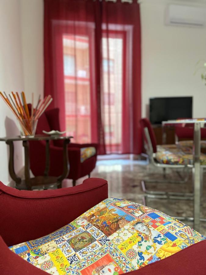 Cutapp Guest House Catania Bagian luar foto