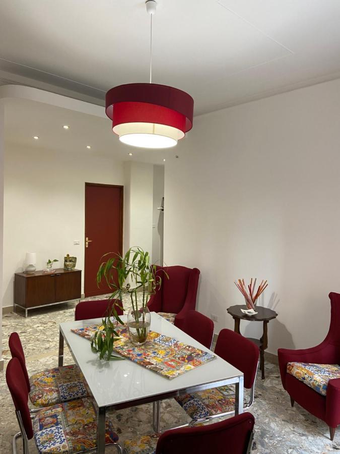 Cutapp Guest House Catania Bagian luar foto