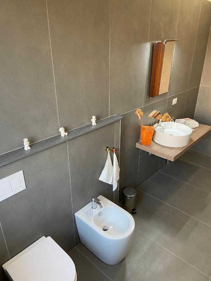 Cutapp Guest House Catania Bagian luar foto