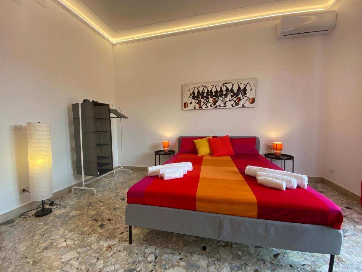 Cutapp Guest House Catania Bagian luar foto