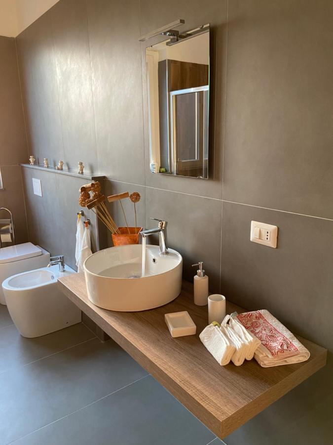 Cutapp Guest House Catania Bagian luar foto