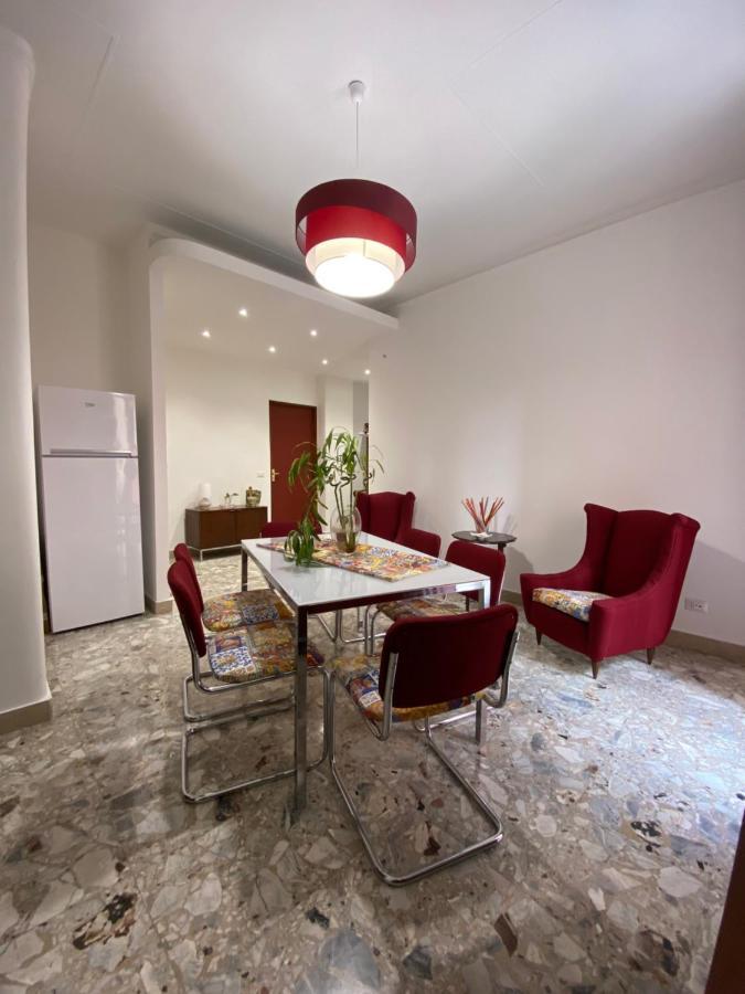 Cutapp Guest House Catania Bagian luar foto